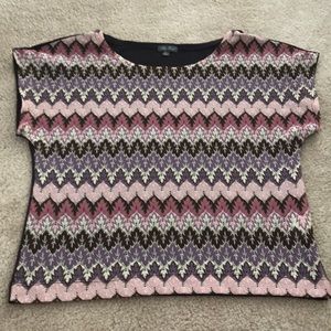 Patterned dress shirt